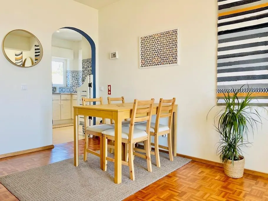 Avenue Q, Beach Apartment In Luz