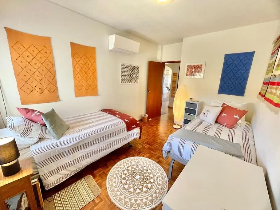 Avenue Q, Beach Apartment In Luz