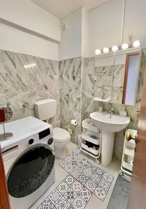 Avenue Q, Beach Apartment In Luz